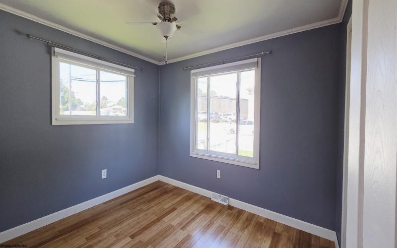 1572 Mary Lou Retton Drive, Fairmont, West Virginia 26554, 3 Bedrooms Bedrooms, 6 Rooms Rooms,2 BathroomsBathrooms,Single Family Detached,For Sale,Mary Lou Retton,10161321