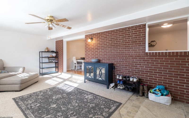 100 Vista Drive, Bridgeport, West Virginia 26330, 3 Bedrooms Bedrooms, 8 Rooms Rooms,2 BathroomsBathrooms,Single Family Detached,For Sale,Vista,10161322