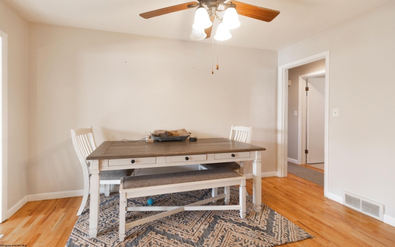 100 Vista Drive, Bridgeport, West Virginia 26330, 3 Bedrooms Bedrooms, 8 Rooms Rooms,2 BathroomsBathrooms,Single Family Detached,For Sale,Vista,10161322