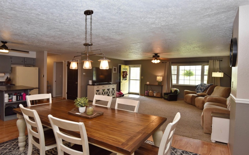 1127 Deerfield Drive, Fairmont, West Virginia 26554, 3 Bedrooms Bedrooms, 7 Rooms Rooms,2 BathroomsBathrooms,Single Family Detached,For Sale,Deerfield,10161323