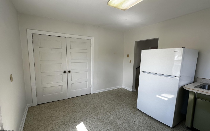 414 Guffey Street, Fairmont, West Virginia 26554, ,Multi-unit/income,For Sale,Guffey,10161339