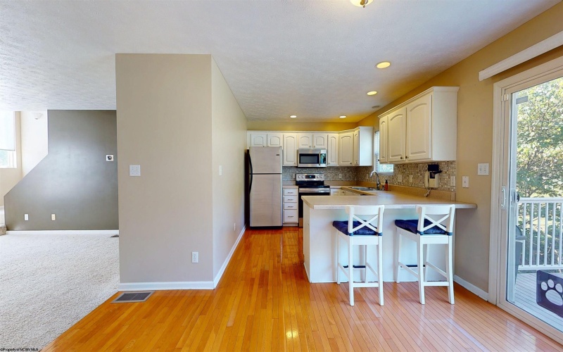 2001 Pierpont Heights, Morgantown, West Virginia 26508, 3 Bedrooms Bedrooms, 6 Rooms Rooms,2 BathroomsBathrooms,Single Family Attached,For Sale,Pierpont,10161325