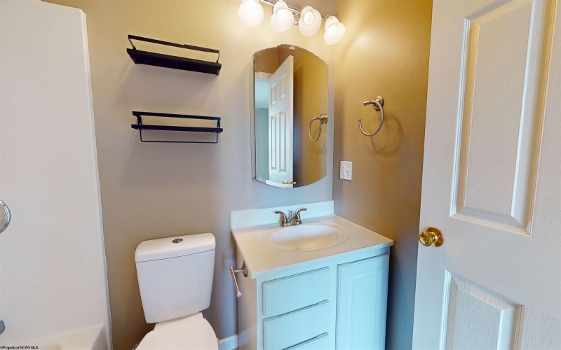 2001 Pierpont Heights, Morgantown, West Virginia 26508, 3 Bedrooms Bedrooms, 6 Rooms Rooms,2 BathroomsBathrooms,Single Family Attached,For Sale,Pierpont,10161325