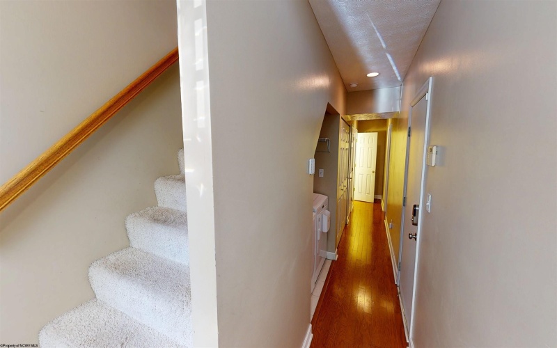 2001 Pierpont Heights, Morgantown, West Virginia 26508, 3 Bedrooms Bedrooms, 6 Rooms Rooms,2 BathroomsBathrooms,Single Family Attached,For Sale,Pierpont,10161325