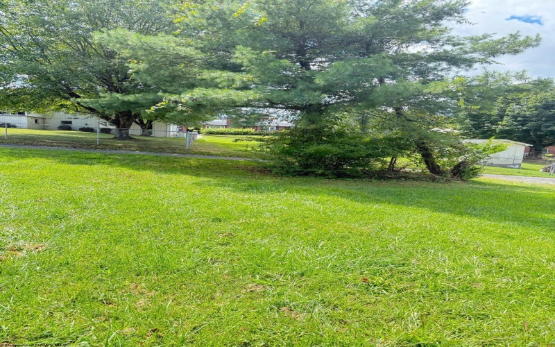 TBD Henderson Avenue, Clarksburg, West Virginia 26301, ,Lots/land,For Sale,Henderson,10161328