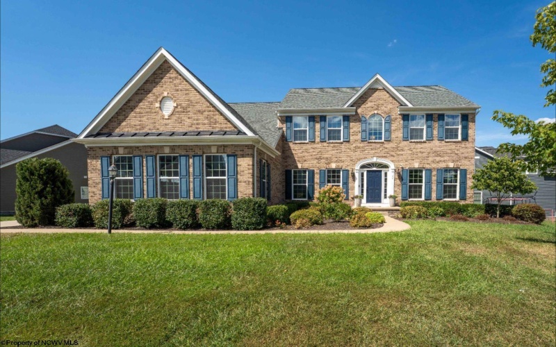 77 Falling Water Lane, Morgantown, West Virginia 26508, 4 Bedrooms Bedrooms, 10 Rooms Rooms,3 BathroomsBathrooms,Single Family Detached,For Sale,Falling Water,10161330