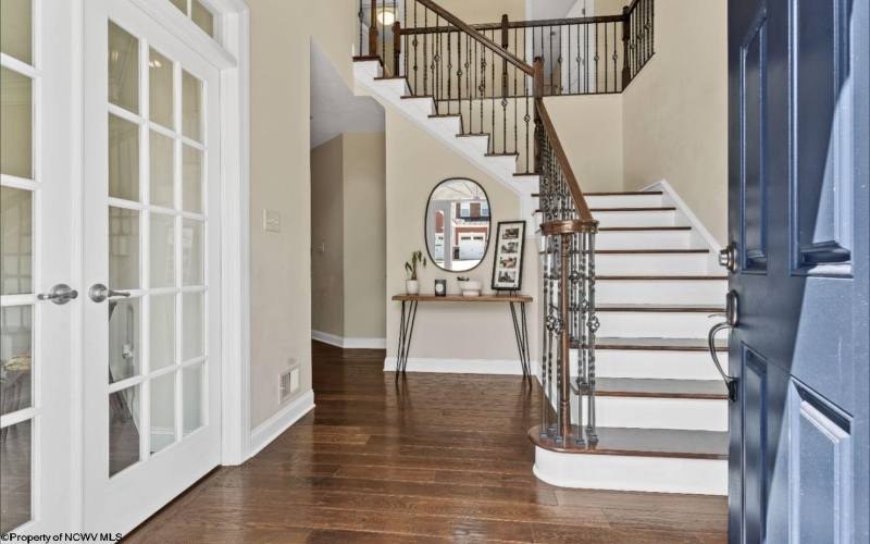 77 Falling Water Lane, Morgantown, West Virginia 26508, 4 Bedrooms Bedrooms, 10 Rooms Rooms,3 BathroomsBathrooms,Single Family Detached,For Sale,Falling Water,10161330