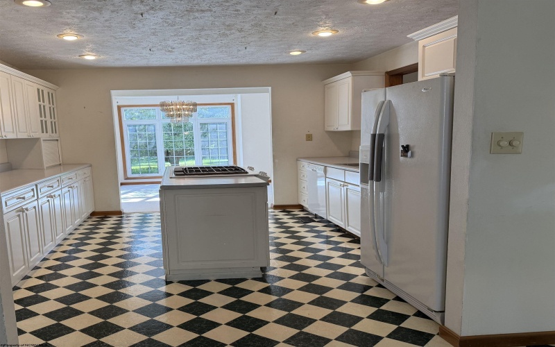 125 Amber Lane, Fairmont, West Virginia 26554, 3 Bedrooms Bedrooms, 10 Rooms Rooms,2 BathroomsBathrooms,Single Family Detached,For Sale,Amber,10161327