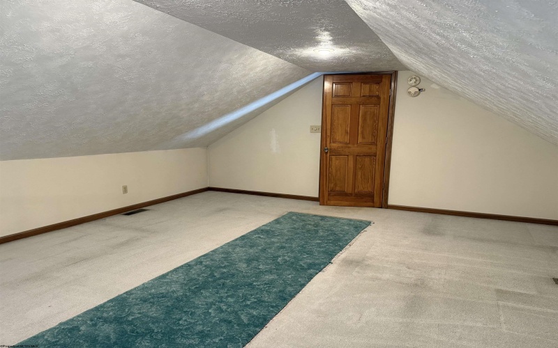 125 Amber Lane, Fairmont, West Virginia 26554, 3 Bedrooms Bedrooms, 10 Rooms Rooms,2 BathroomsBathrooms,Single Family Detached,For Sale,Amber,10161327