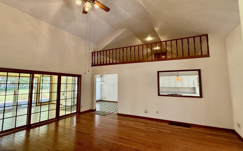 125 Amber Lane, Fairmont, West Virginia 26554, 3 Bedrooms Bedrooms, 10 Rooms Rooms,2 BathroomsBathrooms,Single Family Detached,For Sale,Amber,10161327