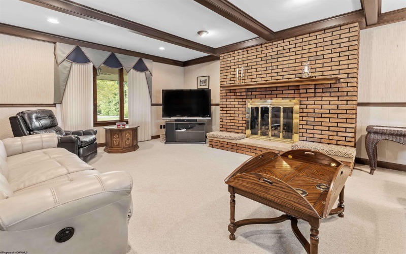 10 Kingston Drive, Morgantown, West Virginia 26505, 3 Bedrooms Bedrooms, 8 Rooms Rooms,3 BathroomsBathrooms,Single Family Detached,For Sale,Kingston,10161341