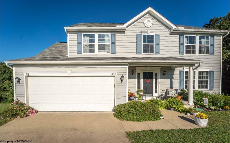457 Blackberry Ridge Drive, Morgantown, West Virginia 26508, 4 Bedrooms Bedrooms, 8 Rooms Rooms,2 BathroomsBathrooms,Single Family Detached,For Sale,Blackberry Ridge,10161335