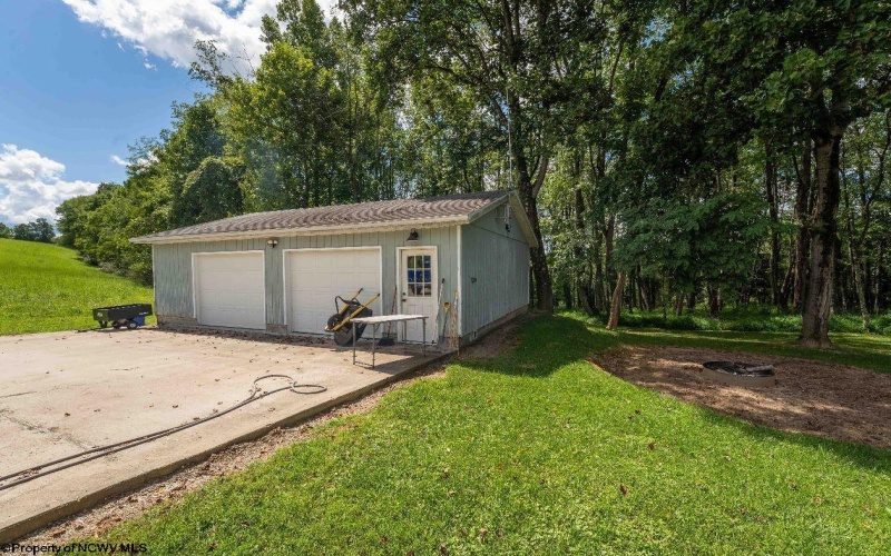 1141 Mount Zion Road, Fairmont, West Virginia 26554, 3 Bedrooms Bedrooms, 7 Rooms Rooms,2 BathroomsBathrooms,Single Family Detached,For Sale,Mount Zion,10161336