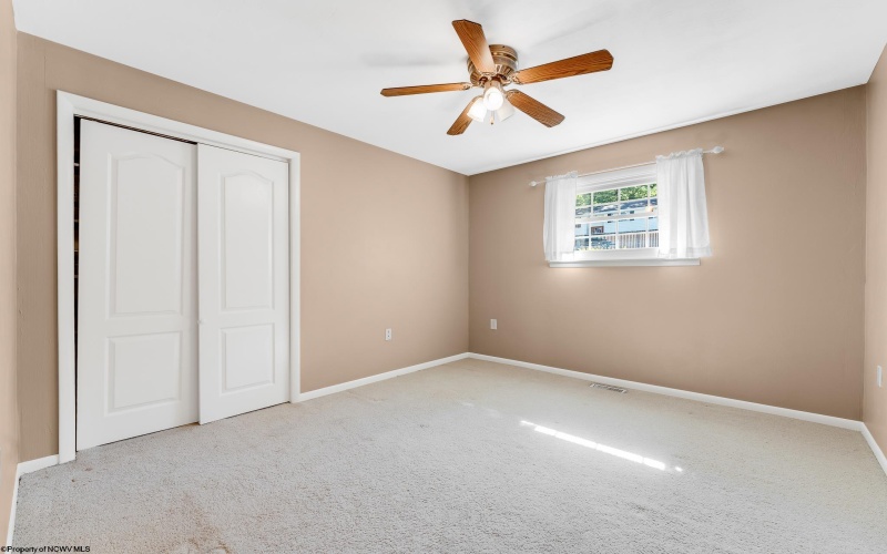 203 Foothills Lane, Morgantown, West Virginia 26508, 3 Bedrooms Bedrooms, 9 Rooms Rooms,2 BathroomsBathrooms,Single Family Detached,For Sale,Foothills,10161338