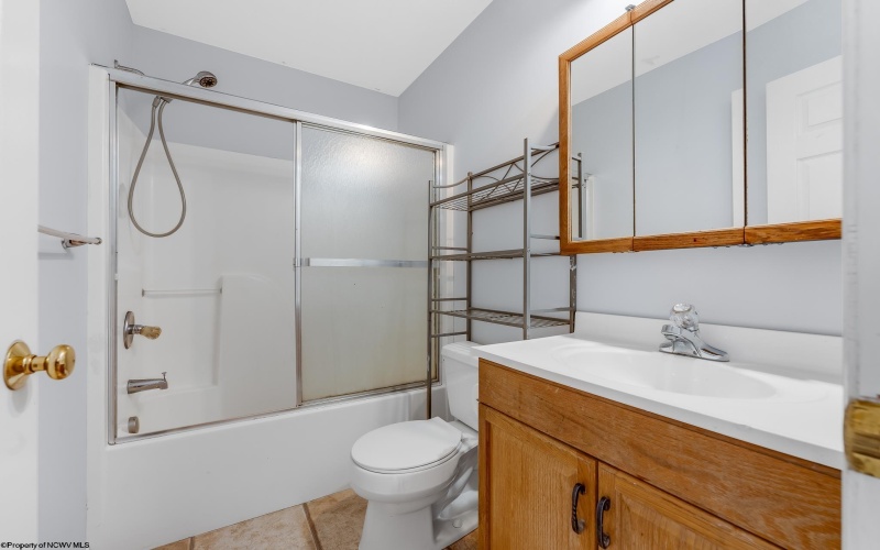 203 Foothills Lane, Morgantown, West Virginia 26508, 3 Bedrooms Bedrooms, 9 Rooms Rooms,2 BathroomsBathrooms,Single Family Detached,For Sale,Foothills,10161338