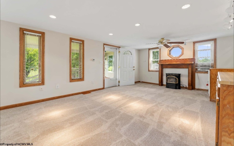 1503 Pattam Trail, Fairmont, West Virginia 26554, 3 Bedrooms Bedrooms, 7 Rooms Rooms,2 BathroomsBathrooms,Single Family Detached,For Sale,Pattam,10161365