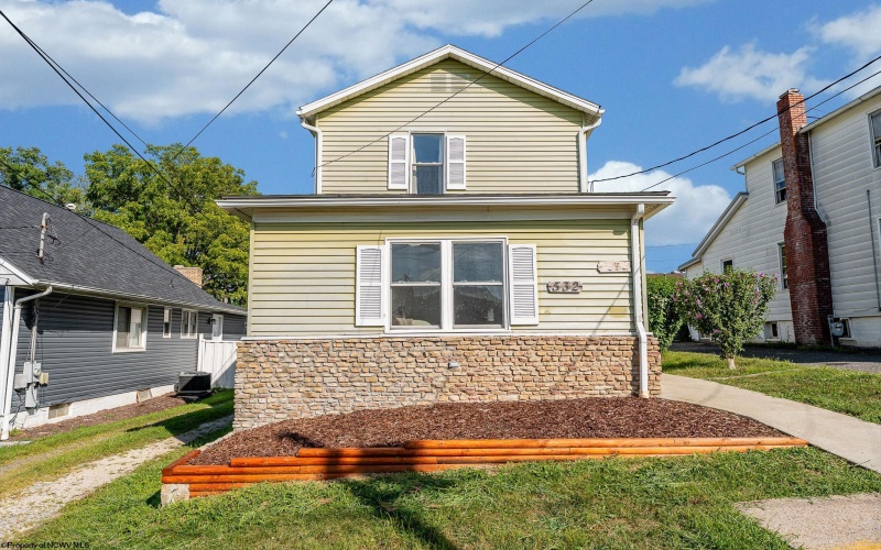 532 & 532 1/2 Herman Avenue, Star City, West Virginia 26505, ,Multi-unit/income,For Sale,Herman,10161343