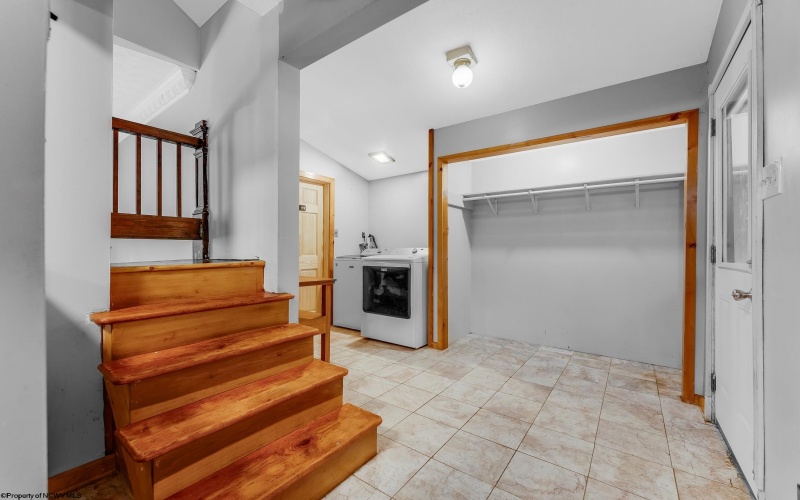 336 Gabbertville Road, Morgantown, West Virginia 26501, 2 Bedrooms Bedrooms, 6 Rooms Rooms,2 BathroomsBathrooms,Single Family Detached,For Sale,Gabbertville,10161364