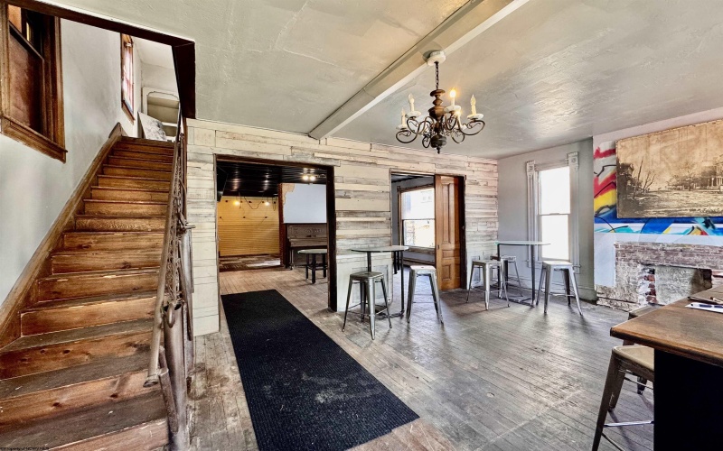 209 Fairmont Avenue, Fairmont, West Virginia 26554, ,Commercial/industrial,For Sale,Fairmont,10161362