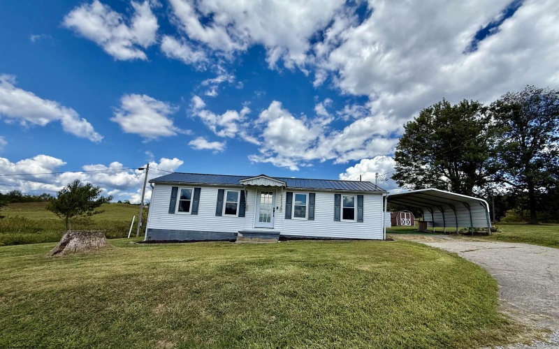 129 Darlynn Road, Philippi, West Virginia 26416, 2 Bedrooms Bedrooms, 6 Rooms Rooms,1 BathroomBathrooms,Single Family Detached,For Sale,Darlynn,10161345