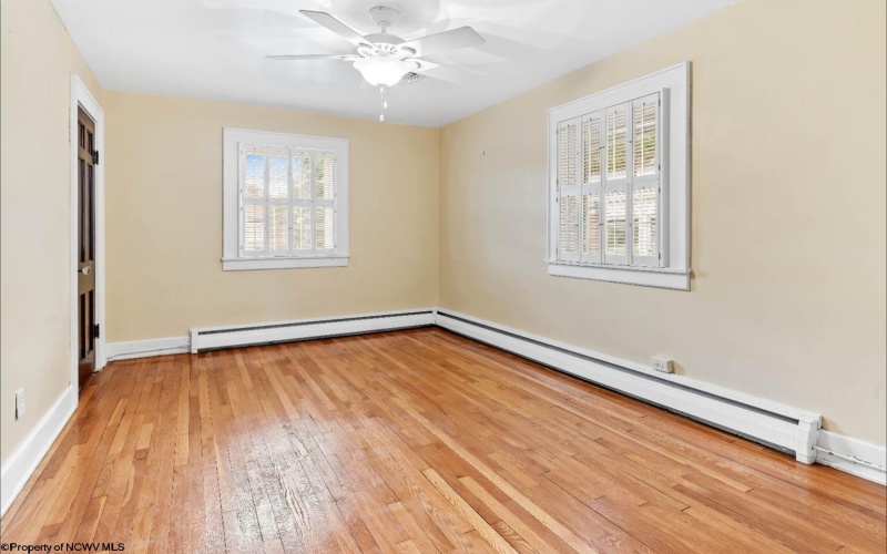 212 Euclid Avenue, Morgantown, West Virginia 26501, 3 Bedrooms Bedrooms, 7 Rooms Rooms,1 BathroomBathrooms,Single Family Detached,For Sale,Euclid,10161357