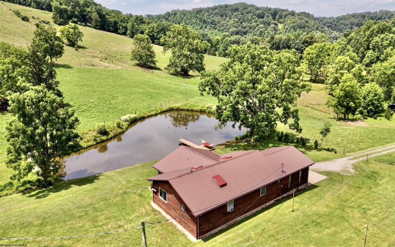 437 Cedar Lane, West Union, West Virginia 26547, 2 Bedrooms Bedrooms, 8 Rooms Rooms,2 BathroomsBathrooms,Single Family Detached,For Sale,Cedar,10161358