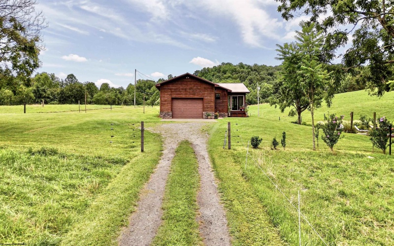 437 Cedar Lane, West Union, West Virginia 26547, 2 Bedrooms Bedrooms, 8 Rooms Rooms,2 BathroomsBathrooms,Single Family Detached,For Sale,Cedar,10161358