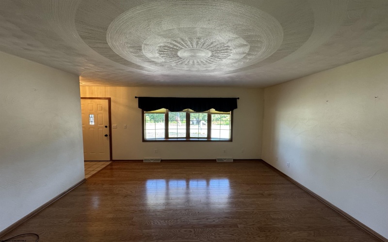 8 Franklin Court, Fairmont, West Virginia 26554-0000, 3 Bedrooms Bedrooms, 5 Rooms Rooms,2 BathroomsBathrooms,Single Family Detached,For Sale,Franklin,10161360