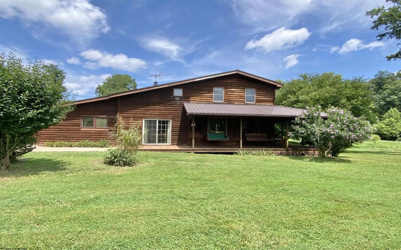 135 Cedar Lane, West Union, West Virginia 26456, 3 Bedrooms Bedrooms, 8 Rooms Rooms,2 BathroomsBathrooms,Single Family Detached,For Sale,Cedar,10161359