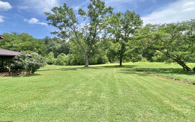 135 Cedar Lane, West Union, West Virginia 26456, 3 Bedrooms Bedrooms, 8 Rooms Rooms,2 BathroomsBathrooms,Single Family Detached,For Sale,Cedar,10161359
