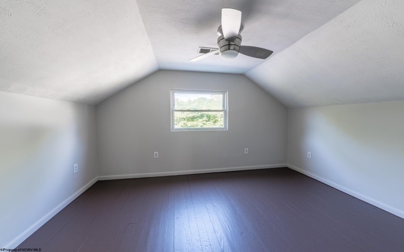 1477 Center Hill Avenue, Star City, West Virginia 26505, 3 Bedrooms Bedrooms, 7 Rooms Rooms,2 BathroomsBathrooms,Single Family Detached,For Sale,Center Hill,10161349
