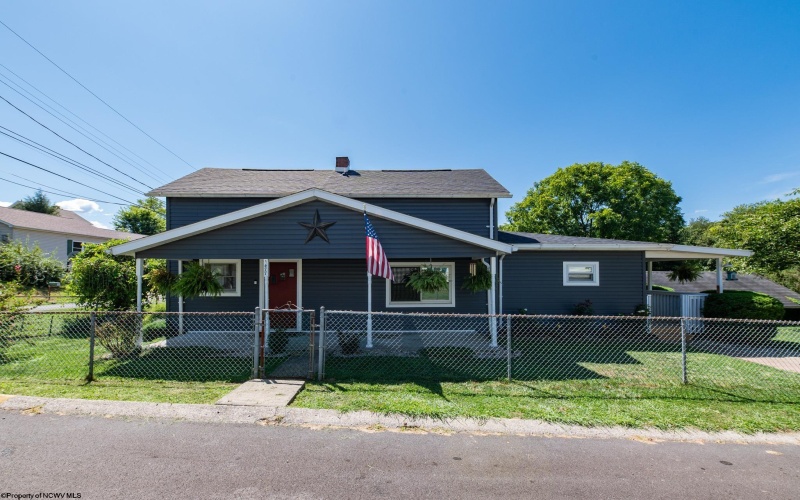 1477 Center Hill Avenue, Star City, West Virginia 26505, 3 Bedrooms Bedrooms, 7 Rooms Rooms,2 BathroomsBathrooms,Single Family Detached,For Sale,Center Hill,10161349