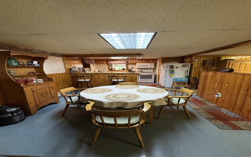 280 Mustang Alley, Huttonsville, West Virginia 26273, 5 Bedrooms Bedrooms, 23 Rooms Rooms,4 BathroomsBathrooms,Single Family Detached,For Sale,Mustang,10161370