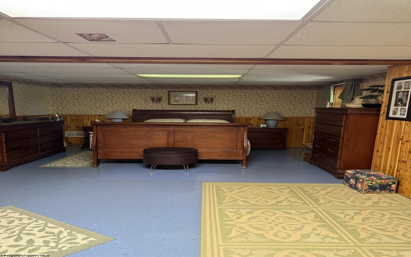 280 Mustang Alley, Huttonsville, West Virginia 26273, 5 Bedrooms Bedrooms, 23 Rooms Rooms,4 BathroomsBathrooms,Single Family Detached,For Sale,Mustang,10161370