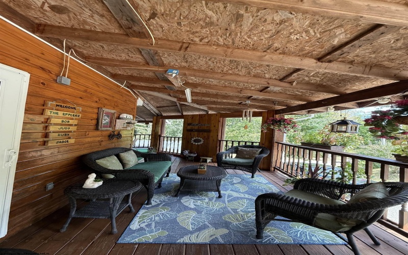 280 Mustang Alley, Huttonsville, West Virginia 26273, 5 Bedrooms Bedrooms, 23 Rooms Rooms,4 BathroomsBathrooms,Single Family Detached,For Sale,Mustang,10161370