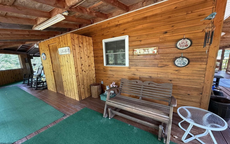 280 Mustang Alley, Huttonsville, West Virginia 26273, 5 Bedrooms Bedrooms, 23 Rooms Rooms,4 BathroomsBathrooms,Single Family Detached,For Sale,Mustang,10161370