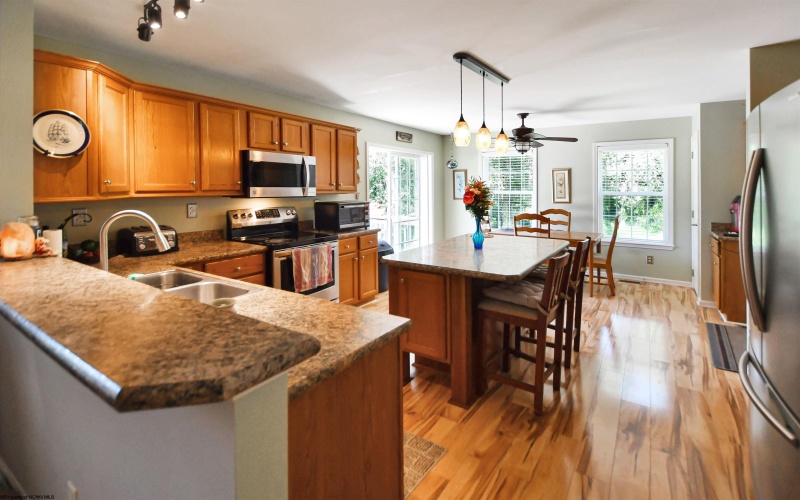 26 Appalachia Drive, Bruceton Mills, West Virginia 26525, 3 Bedrooms Bedrooms, 7 Rooms Rooms,2 BathroomsBathrooms,Single Family Detached,For Sale,Appalachia,10161369