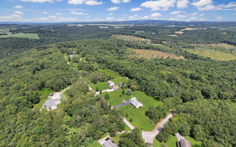 26 Appalachia Drive, Bruceton Mills, West Virginia 26525, 3 Bedrooms Bedrooms, 7 Rooms Rooms,2 BathroomsBathrooms,Single Family Detached,For Sale,Appalachia,10161369