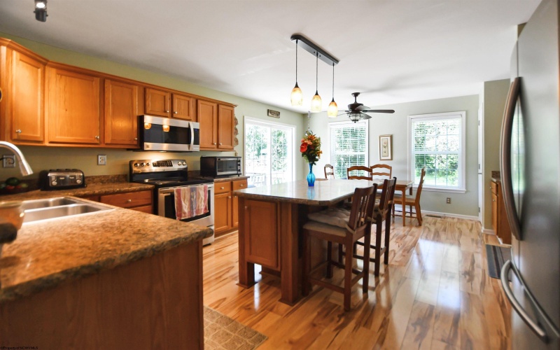 26 Appalachia Drive, Bruceton Mills, West Virginia 26525, 3 Bedrooms Bedrooms, 7 Rooms Rooms,2 BathroomsBathrooms,Single Family Detached,For Sale,Appalachia,10161369