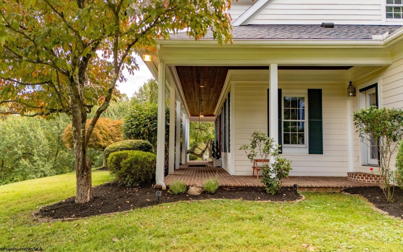 70 Pounds Hollow Road, Morgantown, West Virginia 26508, 4 Bedrooms Bedrooms, 12 Rooms Rooms,4 BathroomsBathrooms,Single Family Detached,For Sale,Pounds Hollow,10161396
