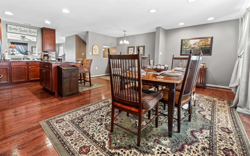 79 Tibbs Road, Morgantown, West Virginia 26508, 3 Bedrooms Bedrooms, 7 Rooms Rooms,2 BathroomsBathrooms,Single Family Attached,For Sale,Tibbs,10161395
