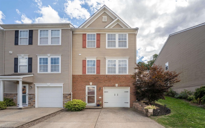 79 Tibbs Road, Morgantown, West Virginia 26508, 3 Bedrooms Bedrooms, 7 Rooms Rooms,2 BathroomsBathrooms,Single Family Attached,For Sale,Tibbs,10161395