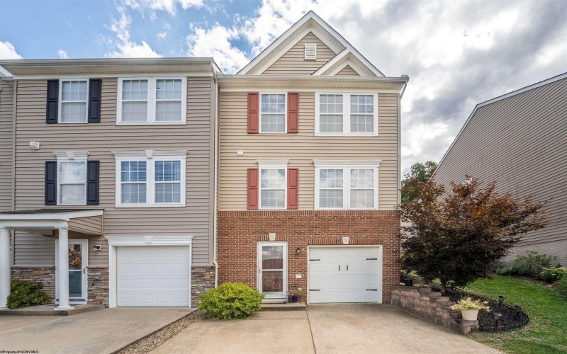 79 Tibbs Road, Morgantown, West Virginia 26508, 3 Bedrooms Bedrooms, 7 Rooms Rooms,2 BathroomsBathrooms,Single Family Attached,For Sale,Tibbs,10161395