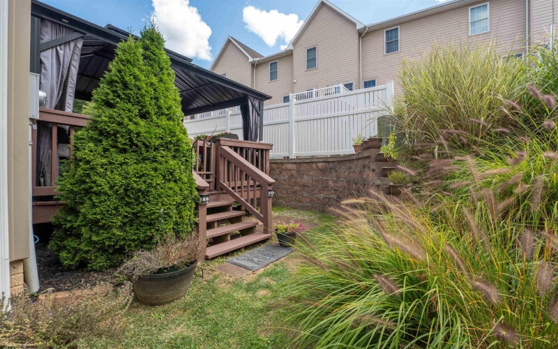 79 Tibbs Road, Morgantown, West Virginia 26508, 3 Bedrooms Bedrooms, 7 Rooms Rooms,2 BathroomsBathrooms,Single Family Attached,For Sale,Tibbs,10161395