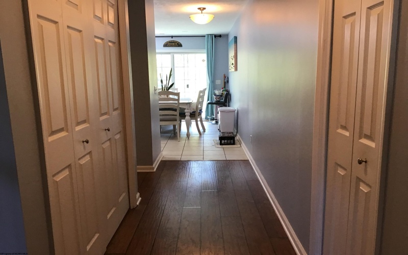 114 Barrington Court, Bridgeport, West Virginia 26330, 3 Bedrooms Bedrooms, 8 Rooms Rooms,2 BathroomsBathrooms,Single Family Attached,For Sale,Barrington,10161394