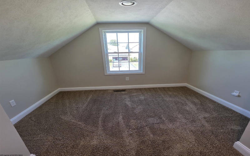 53 Bancroft Court, Bridgeport, West Virginia 26330, 5 Bedrooms Bedrooms, 10 Rooms Rooms,3 BathroomsBathrooms,Single Family Detached,For Sale,Bancroft,10161392