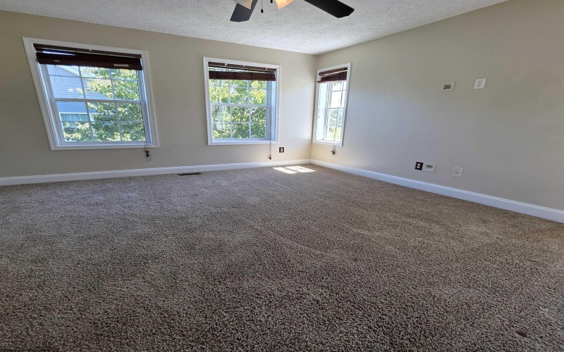 53 Bancroft Court, Bridgeport, West Virginia 26330, 5 Bedrooms Bedrooms, 10 Rooms Rooms,3 BathroomsBathrooms,Single Family Detached,For Sale,Bancroft,10161392