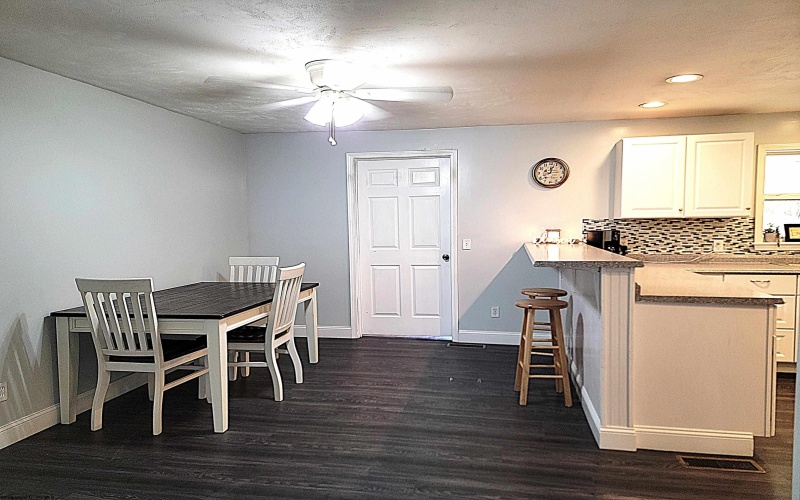 1643 Simmons Lane, Fairmont, West Virginia 26554, 4 Bedrooms Bedrooms, 10 Rooms Rooms,2 BathroomsBathrooms,Single Family Detached,For Sale,Simmons,10161391