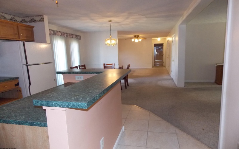 127 Columbus Avenue, Westover, West Virginia 26501, 3 Bedrooms Bedrooms, 7 Rooms Rooms,2 BathroomsBathrooms,Single Family Detached,For Sale,Columbus,10161373