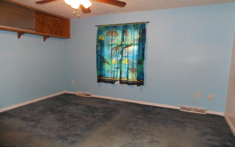 127 Columbus Avenue, Westover, West Virginia 26501, 3 Bedrooms Bedrooms, 7 Rooms Rooms,2 BathroomsBathrooms,Single Family Detached,For Sale,Columbus,10161373